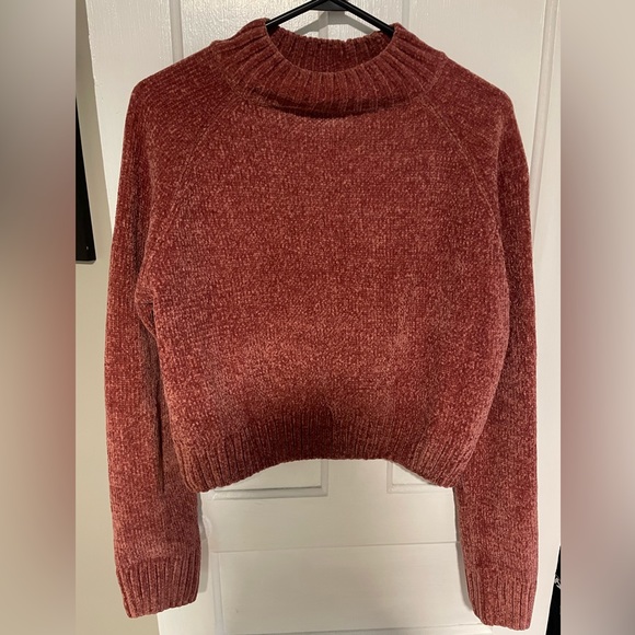 ReVamped Women’s XL Rose Crop Sweater - Picture 1 of 5